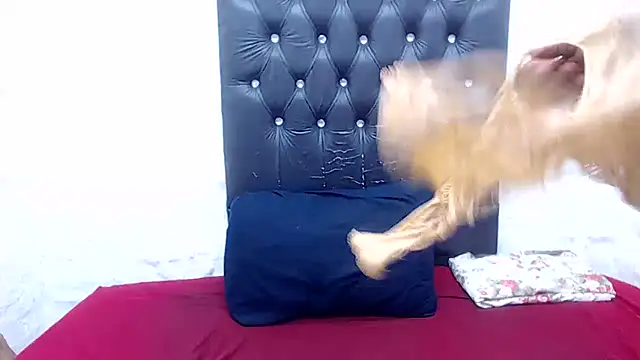 Snapshot of AUGUSTBLOOMxx chatting on 8, 3, 2026 AUGUSTBLOOMxx online show from 8, 3, 2026