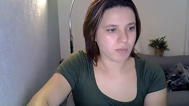 KiraHoney online show from 3, 12, 2025