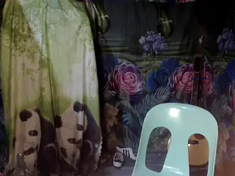 Snapshot of webcam_slutxxx chatting on 4, 2, 2026 webcam slutxxx online show from 4, 2, 2026