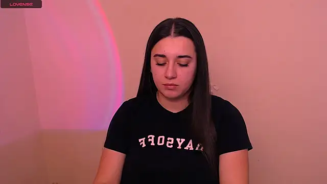 Snapshot of AlinaDoll_ chatting on 4, 2, 2026 AlinaDoll online show from 4, 2, 2026