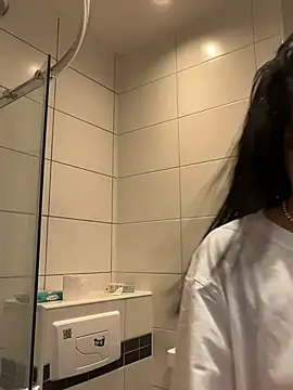 VickyM99 online show from 17, 3, 2026