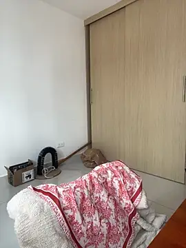 Snapshot of Emily_6783 chatting on 7, 11, 2025 Emily 6783 online show from 7, 11, 2025