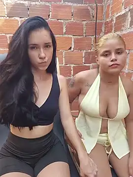 Snapshot of lil_misty chatting on 23, 11, 2025 lil misty online show from 23, 11, 2025