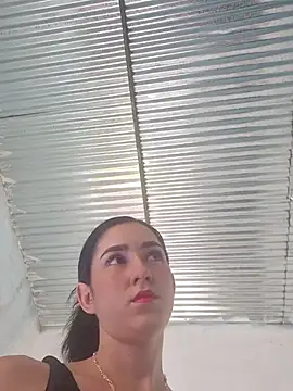 Snapshot of lil_misty chatting on 18, 12, 2025 lil misty online show from 18, 12, 2025