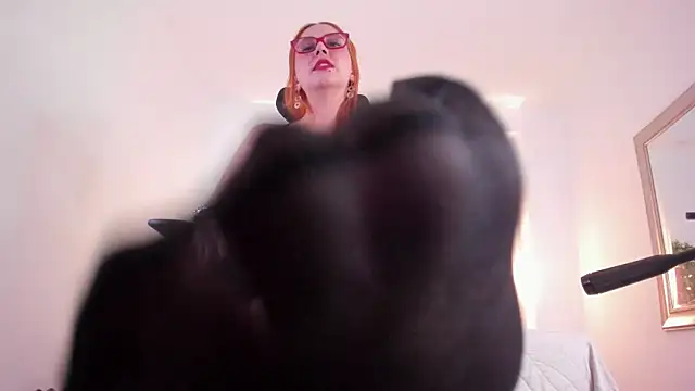 MistressErza online show from 27, 6, 2026