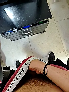 Snapshot of Dirty-Guy-Naugthy chatting on 7, 11, 2025 Dirty-Guy-Naugthy online show from 7, 11, 2025