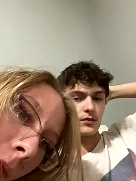 Snapshot of Witness_Us chatting on 4, 11, 2025 Witness Us online show from 4, 11, 2025