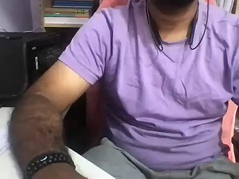 Snapshot of KingCobra_07 chatting on 8, 7, 2026 KingCobra 07 online show from 8, 7, 2026
