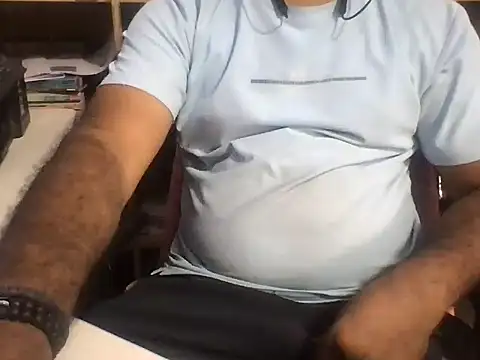 Snapshot of KingCobra_07 chatting on 3, 8, 2026 KingCobra 07 online show from 3, 8, 2026