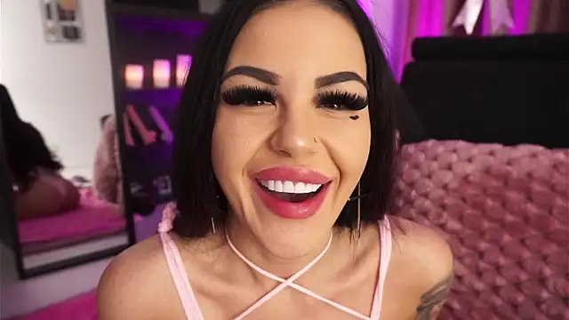 NaomyBlackBarbie online show from 16, 11, 2025