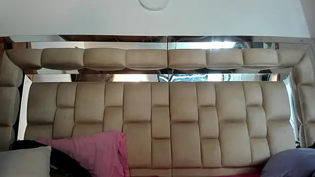 HotVoltage online show from 30, 11, 2025