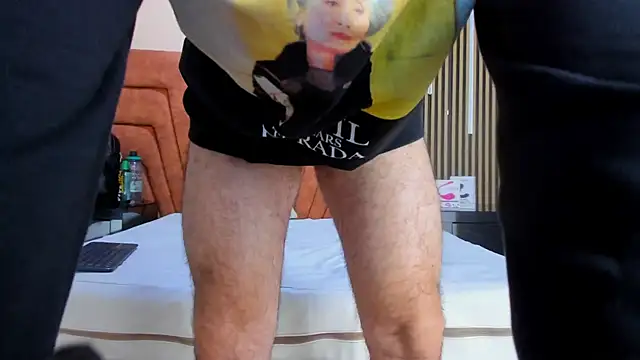 Snapshot of HARRY_FLYNN chatting on 14, 11, 2025 HARRY FLYNN online show from 14, 11, 2025