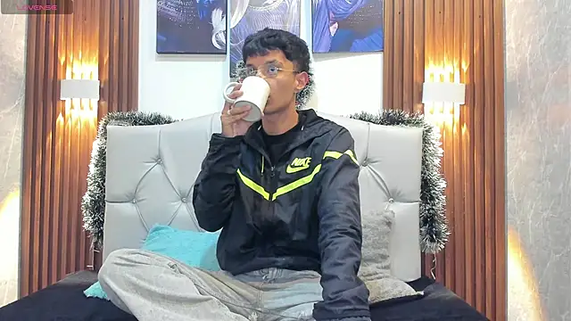 Elian Julian online show from 22, 11, 2025