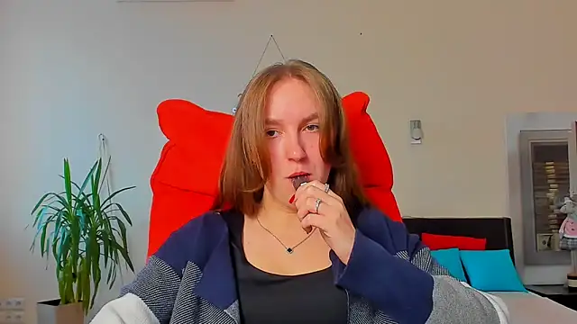 Nesie-Stoun online show from 23, 11, 2025