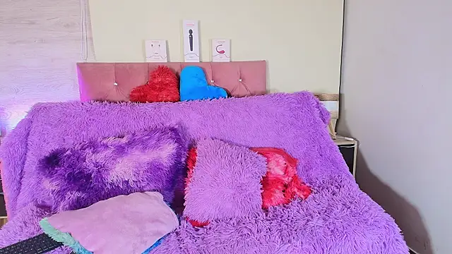 PamelaBoobs online show from 5, 2, 2026