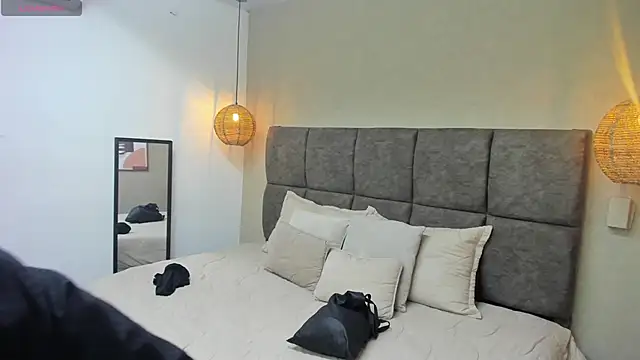 annie  20 online show from 19, 11, 2025