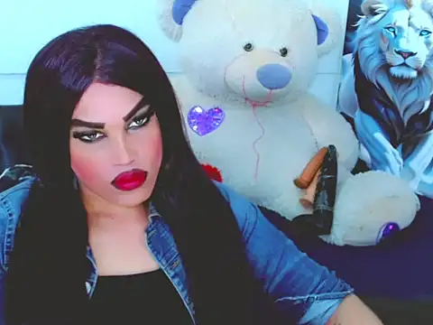 Snapshot of NharaBigCock chatting on 17, 11, 2025 NharaBigCock online show from 17, 11, 2025