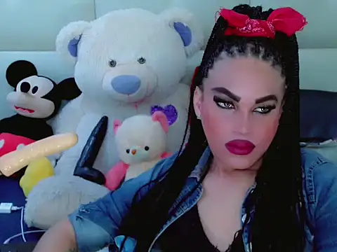 Snapshot of NharaBigCock chatting on 28, 11, 2025 NharaBigCock online show from 28, 11, 2025