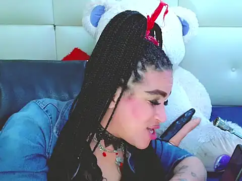 Snapshot of NharaBigCock chatting on 3, 12, 2025 NharaBigCock online show from 3, 12, 2025