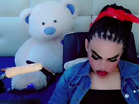 Snapshot of NharaBigCock chatting on 4, 12, 2025 NharaBigCock online show from 4, 12, 2025