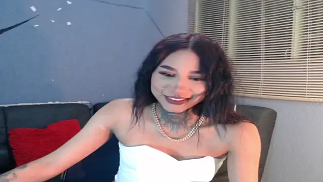 lyam ebony  online show from 24, 11, 2025