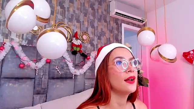 SaraAlvarezx online show from 16, 12, 2025