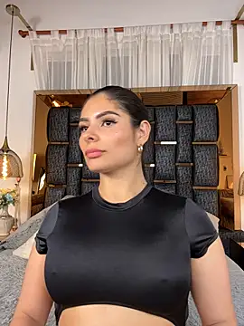 Snapshot of LINDA_HYLTON chatting on 12, 11, 2025 LINDA HYLTON online show from 12, 11, 2025