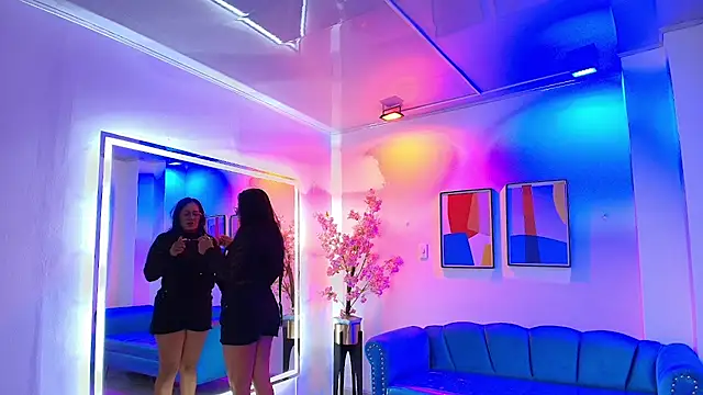 Snapshot of Alondra_gomexxx chatting on 9, 11, 2025 Alondra gomexxx online show from 9, 11, 2025