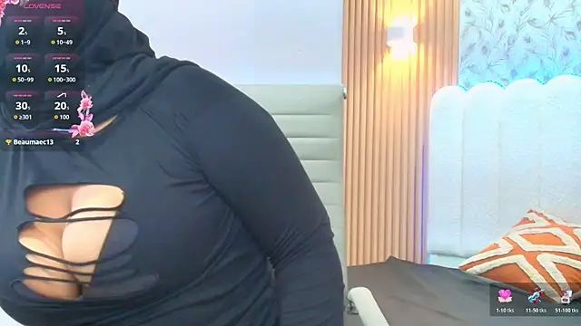 Snapshot of samiraa_haalem chatting on 22, 5, 2026 samiraa haalem online show from 22, 5, 2026