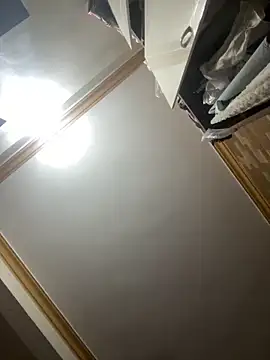 Dilen 7533 online show from 17, 12, 2025