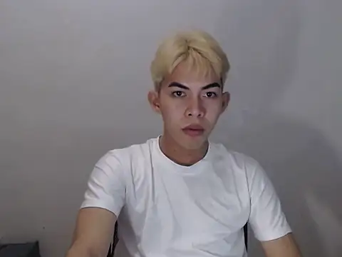Urhotsilverboy online show from 22, 5, 2026