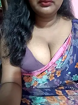 Keerthee  online show from 8, 11, 2025