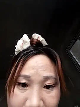 Snapshot of MINSSA502 chatting on 9, 11, 2025 MINSSA502 online show from 9, 11, 2025