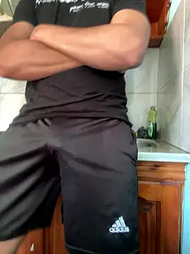 Snapshot of Maluma1995 chatting on 11, 1, 2026 Maluma1995 online show from 11, 1, 2026