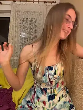 EveLunny online show from 11, 1, 2026