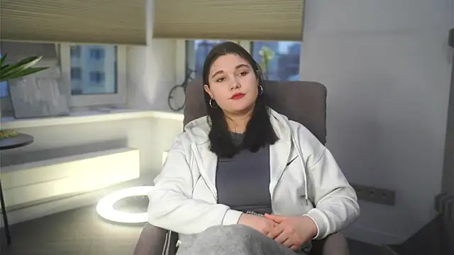 MonetBrinkman online show from 12, 11, 2025