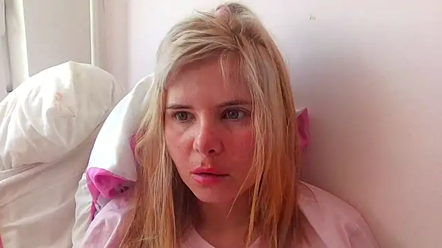 HornyElena online show from 24, 4, 2026