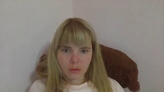Snapshot of HornyElena chatting on 30, 7, 2026 HornyElena online show from 30, 7, 2026