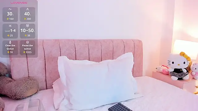 Snapshot of kaathblond_ chatting on 16, 12, 2025 kaathblond online show from 16, 12, 2025