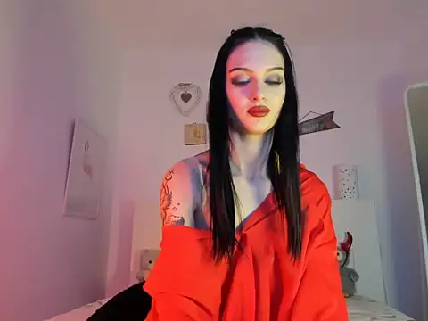 Snapshot of Blueee_diamond chatting on 9, 11, 2025 Blueee diamond online show from 9, 11, 2025