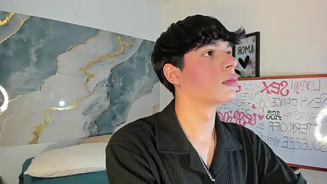 Isaac Kurtt online show from 11, 11, 2025