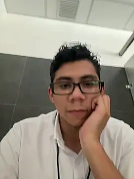 Susana sissy online show from 6, 11, 2025