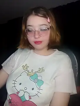 Snapshot of Michi_sauria1 chatting on 11, 11, 2025 Michi sauria1 online show from 11, 11, 2025