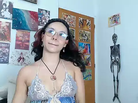 kiaralenon online show from 7, 11, 2025