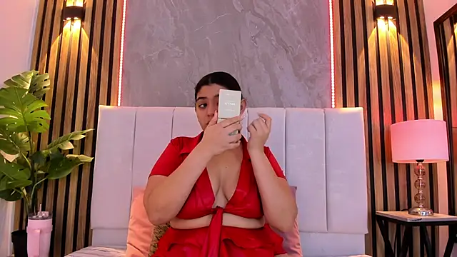 Carlotta de velour online show from 29, 3, 2026