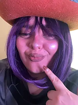 candicewest  online show from 5, 7, 2026
