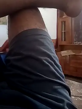 Snapshot of Hot_komall chatting on 6, 11, 2025 Hot komall online show from 6, 11, 2025