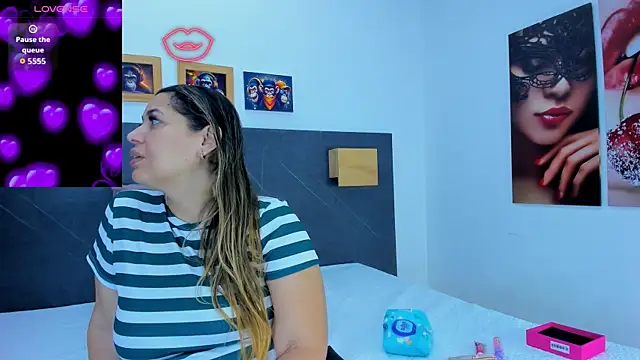 Andhrea Vale online show from 11, 4, 2026