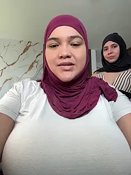 Snapshot of sweetmuslim01 chatting on 9, 5, 2026 sweetmuslim01 online show from 9, 5, 2026