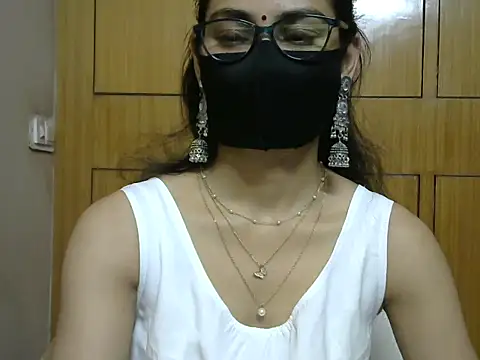 Snapshot of Fairy_Pie chatting on 3, 3, 2026 Fairy Pie online show from 3, 3, 2026